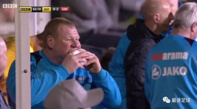 足总杯上吃馅饼走红的维恩·肖，当年还是阿兰·希勒的同学