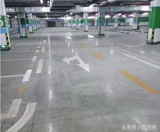 混凝土地面起砂原因及修复办法,混凝土表面起灰的原因及解决方法