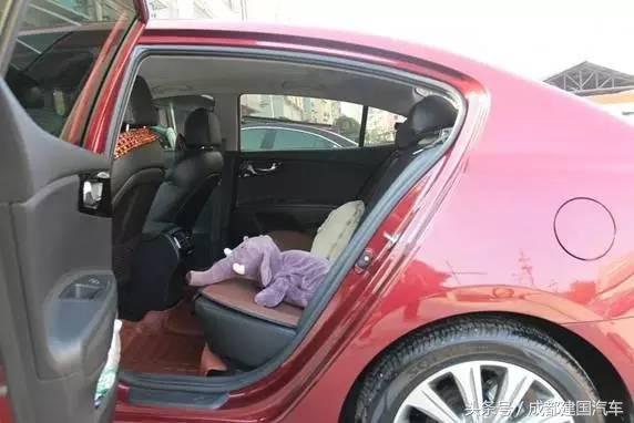 起亚K4车主心得：入手一年，感觉不比宝马差！