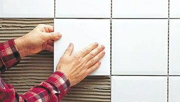 瓷砖空鼓掉落是谁的责任,瓷砖掉落找准方法巧解决