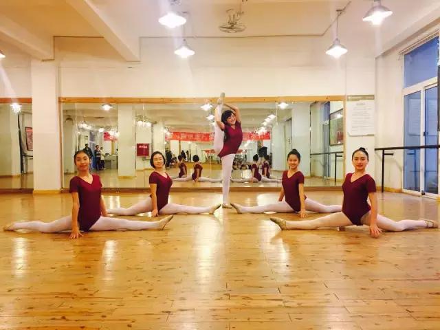 有所大学，叫标榜！逆天颜值碾压成都各大高校！