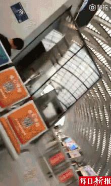 聋哑女孩被拍,残疾人要饭被女子当场揭穿