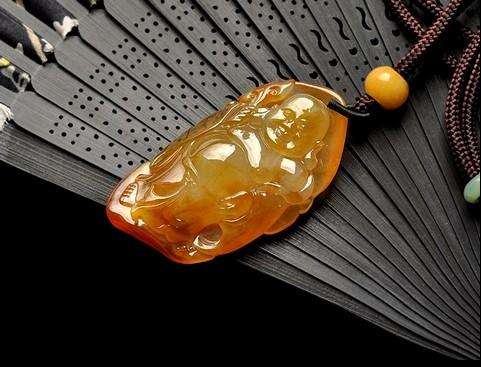 翡翠是一种特别独特的宝石,翡翠是玉石之王的五大原因