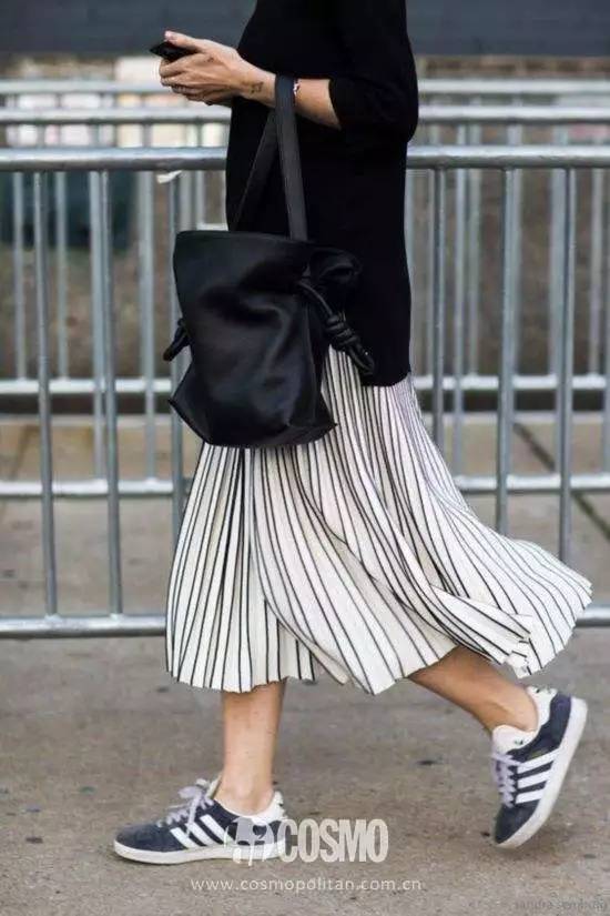 小个子怎能搭配出长腿,小个子如何居家练出大长腿