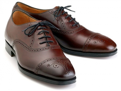 男士皮鞋有哪些风格,男士皮鞋个性款英伦风