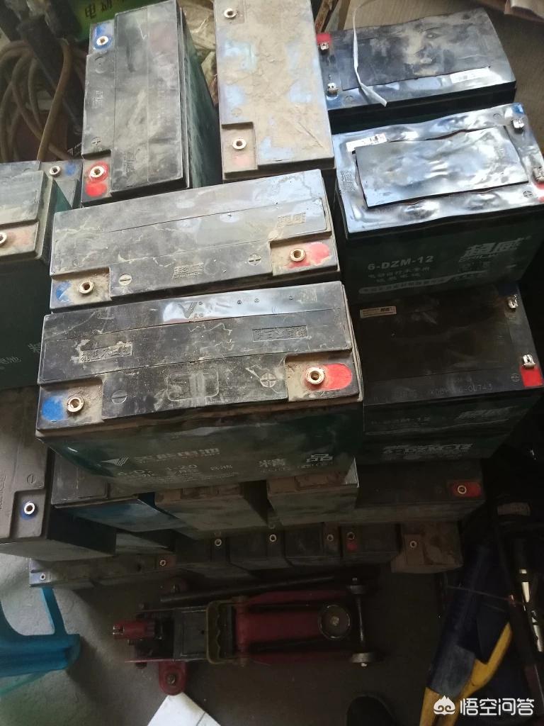 超威电瓶12伏45安多少钱一块,电动车电池超威天能旭派哪个好