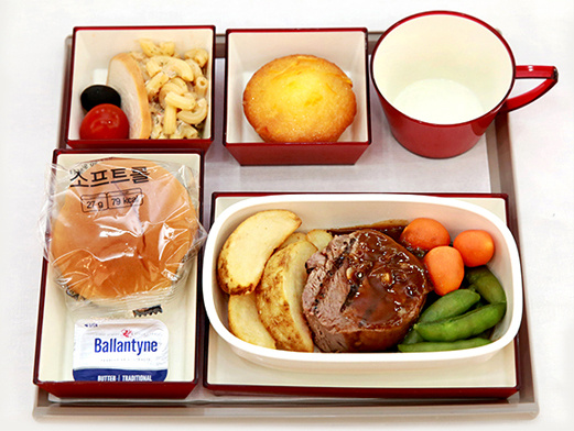 各个航空飞机餐排行,不同航空经济舱的飞机餐