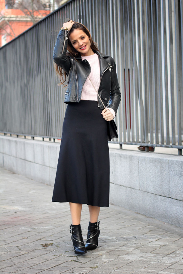 早春如何挑外套颜色好看,秋天的皮衣外套该怎么选