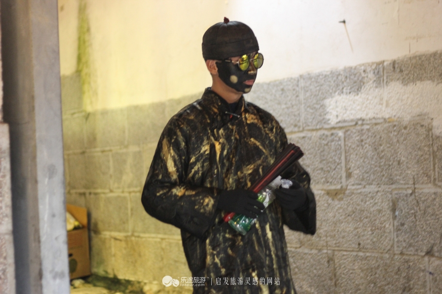 丽江古城的美丽夜景,丽江古城真的是个很美丽的地方