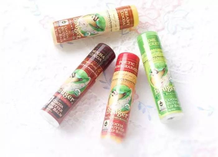 10款颜值爆表的有机天然小众润唇膏~不过百元，就能彻底滋润你，男票也能放心吃了！