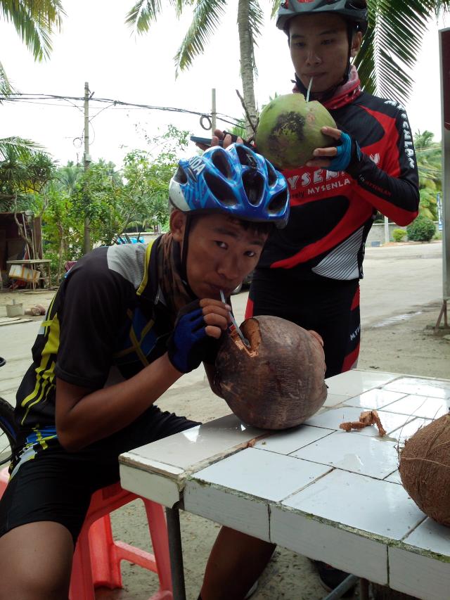 海南环岛自由行攻略最详细,海南环岛骑车多少公里