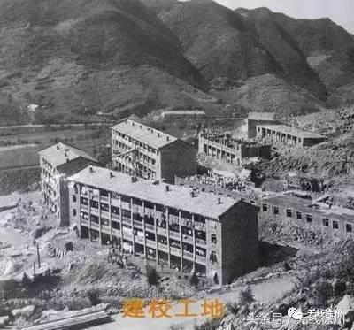 三民街的石板路，名校往事，老政府大院的1924，看徐州这条路