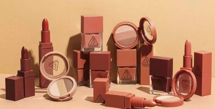 尹恩惠咬唇妆电视剧,尹恩惠咬嘴唇