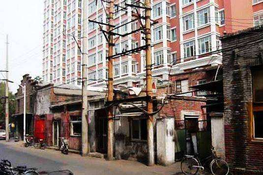 天津曾依靠它让天下女人着魔，“万紫千红”藏在一个小铁盒