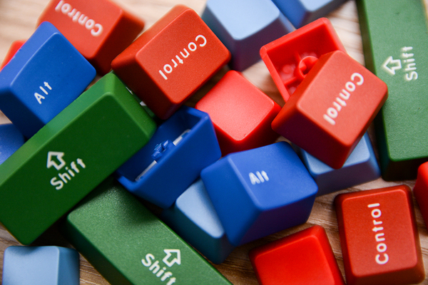 ikbc机械键盘c104黑轴,ikbc跟樱桃机械键盘的区别