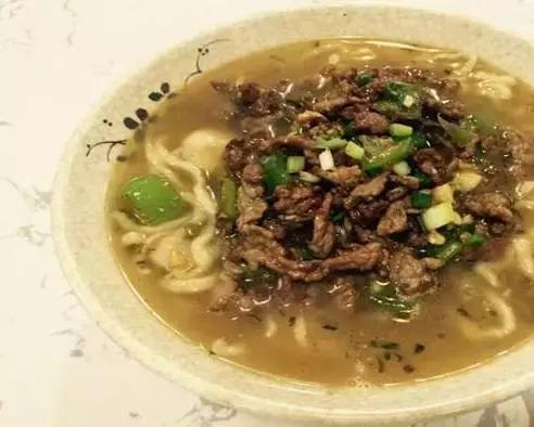 宁波江北鹤鸣牛杂面馆,宁波海鲜面馆排名第一餐