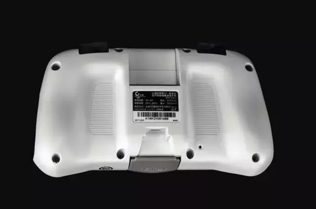 某男子竟然用“它”上王者和妹纸-撸虎水货