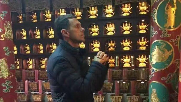 中国足球聊斋志异:信大师爱作法泰国邪术逞威风