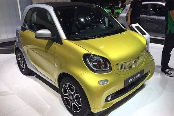 这周末！我要去中国婚博会，采购婚嫁所需，返现金、送iPhone7、奔驰！