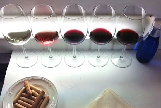 社交场合需注意的八大葡萄酒礼仪,葡萄酒礼仪有什么讲究