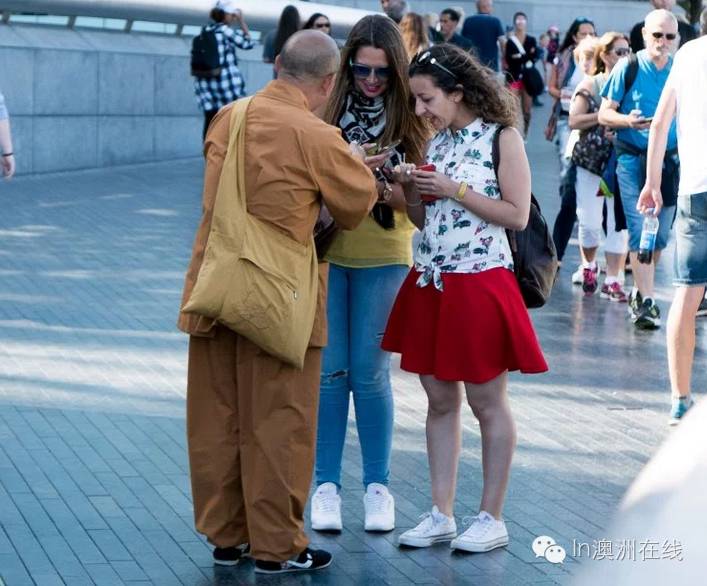 外国假和尚,中国假和尚来国外