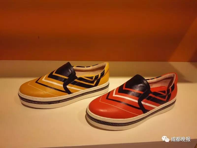 濂ヨ幈杩囪妭娲诲姩,杩囪妭鏃剁殑濂ヨ幈