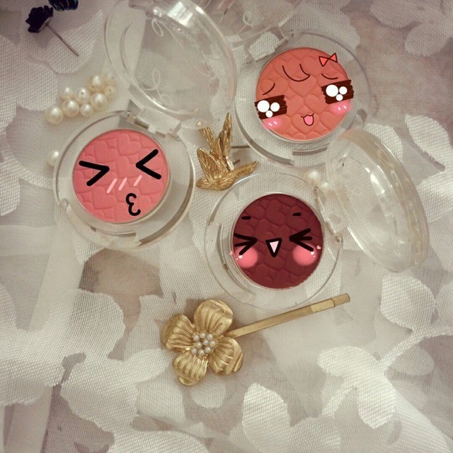 爱丽小屋眼影最新款,爱丽小屋眼影盘八色