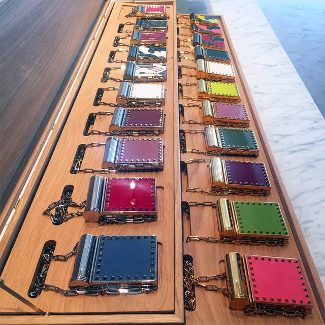 穿不错|纵使包包数千万独爱一只链条包