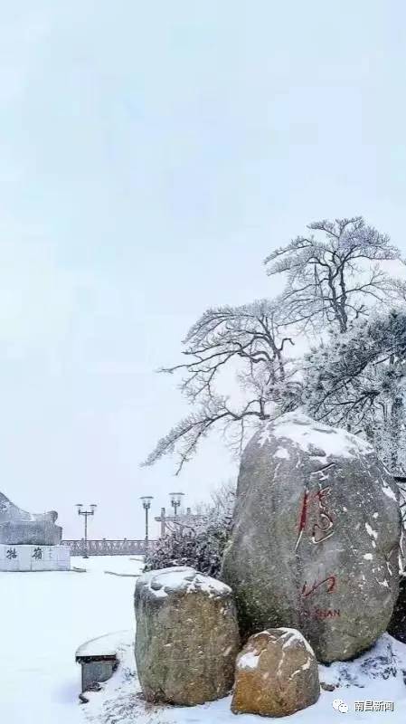 雪竟下得那么认真？居然感动了孟非踏雪来到江西，等不及了快上车