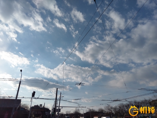 htcuultra屏幕怎么样,htcuultra蓝宝石版