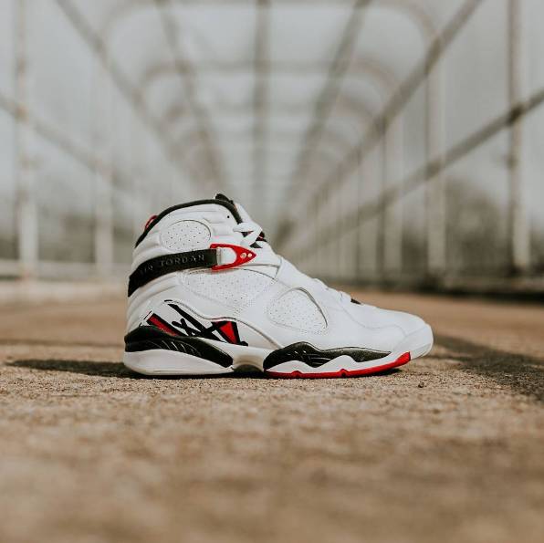 aj和白斑马哪个好,最值得入手的aj排行价格