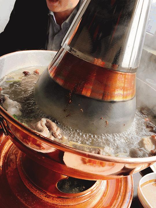 这才是运城最高端的火锅店，还能捞个”小鲜肉“，秀个“小恩爱”