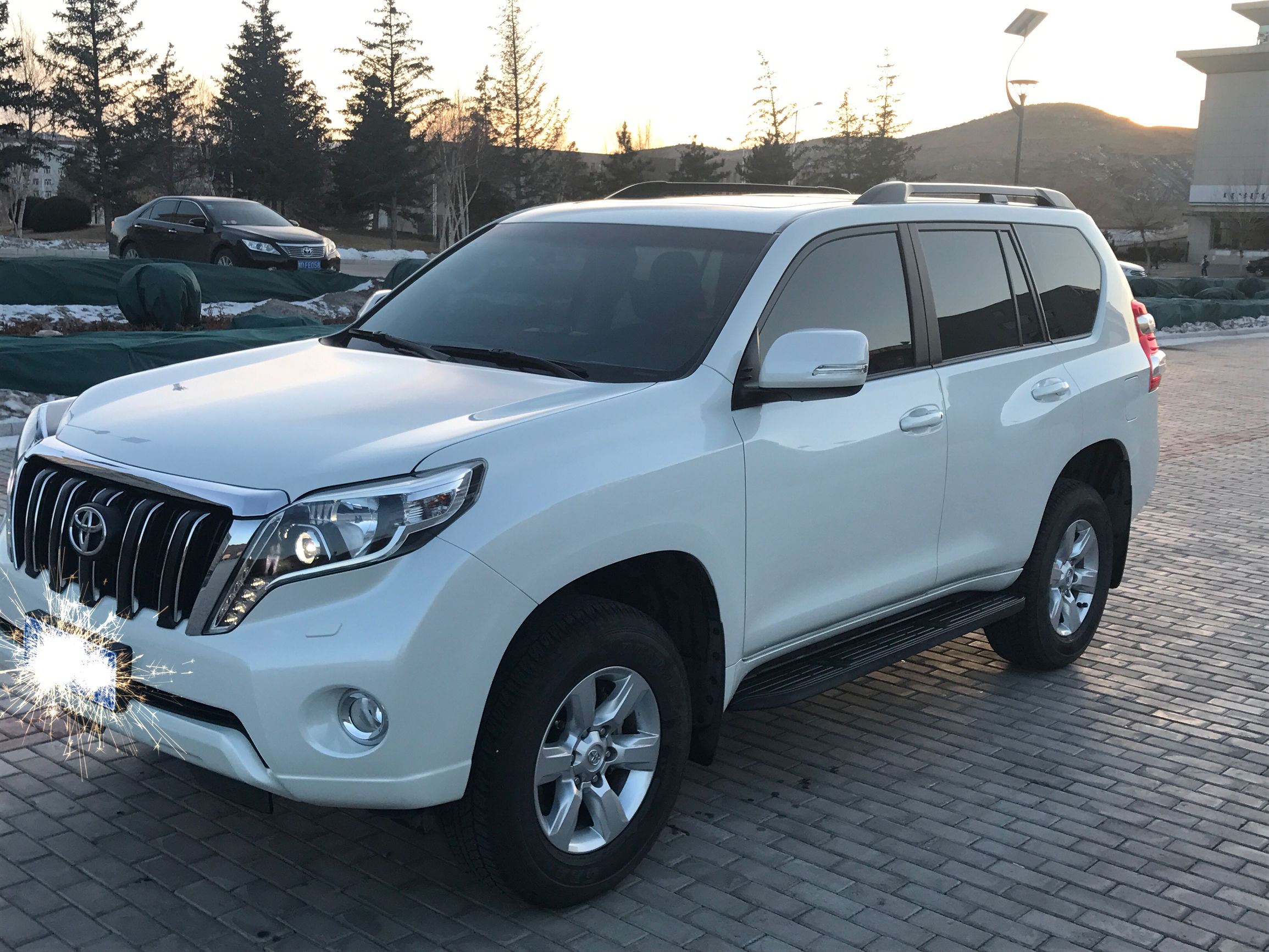 普拉多2700绿皮5座,普拉多2700和普拉多4000驾驶感受