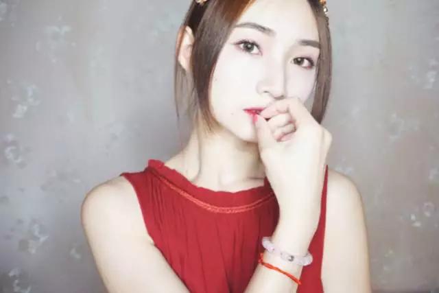 Best网红|今天这个很会化妆的小姐姐叫少女蛋