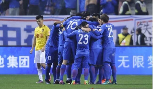 上海申花0-2不敌广州恒大,亚冠中超球队惨败