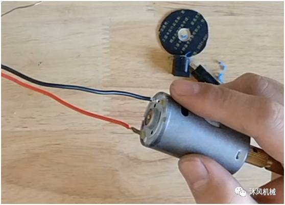 手电钻制作打磨神器,diy小型打磨机制作过程