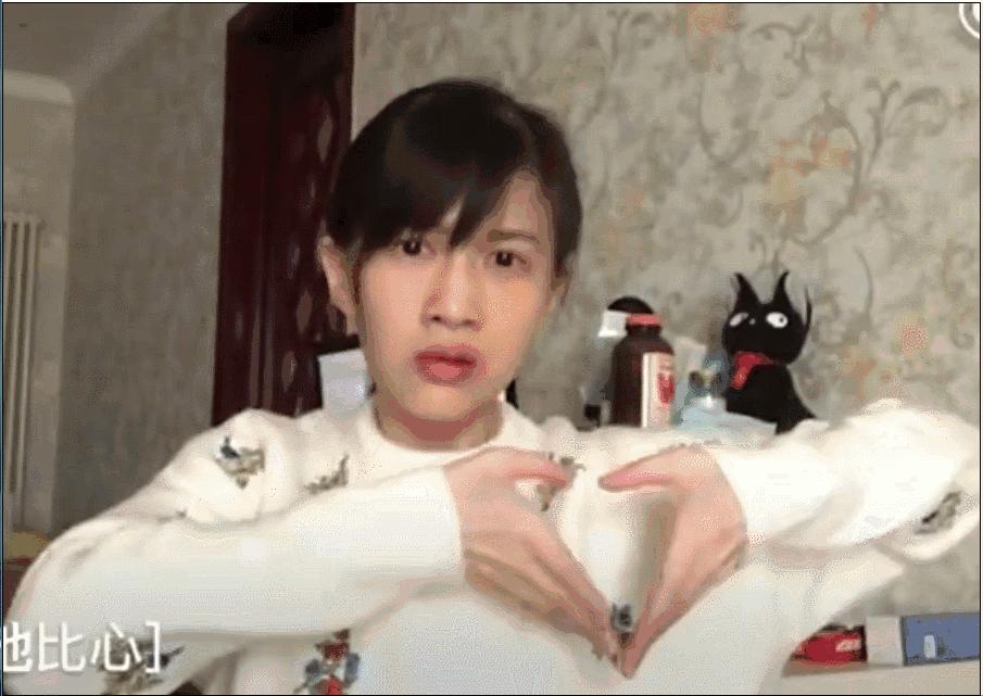 介绍一款适合秋天用的唇膏,换季最好用的唇膏