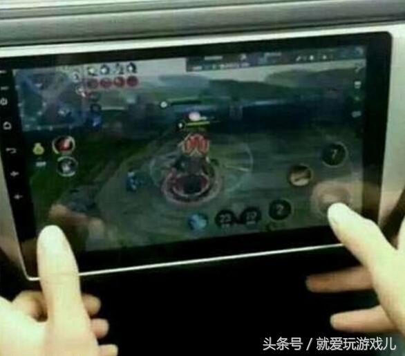 王者荣耀纠结之：为啥被坑总是你？因你永远不知道队友在啥地方玩