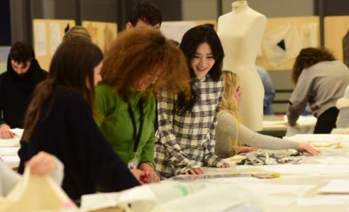 谢娜去意大利学设计,谢娜出国留学去学什么