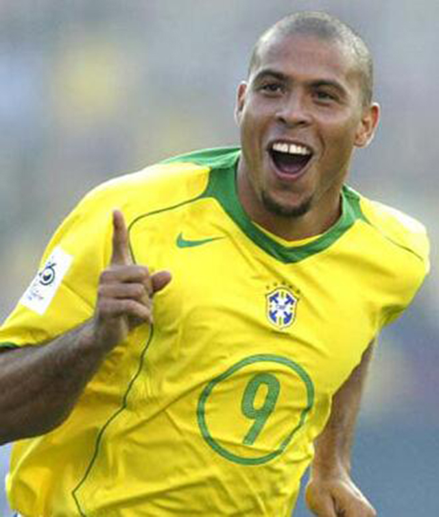 球场上1-5号位代表哪些位置,业余球队19号球衣的意义