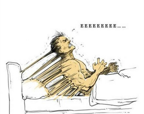 广场舞大妈跳舞把音响给砸了,大妈跳广场舞扰民音响被秀砸