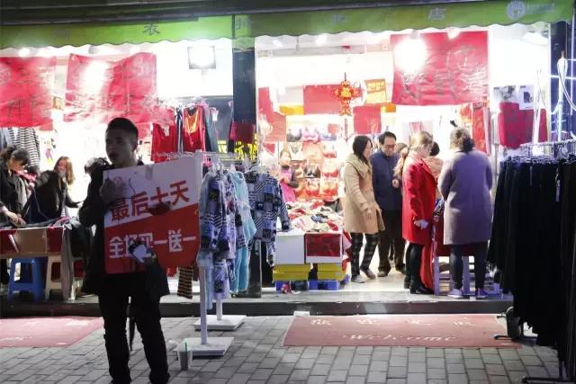 每一个与鱼化寨国际有染的人，都曾对这个小香港有难以言表的热忱