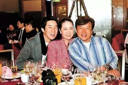 王宝强全家福,王宝强晒全家福