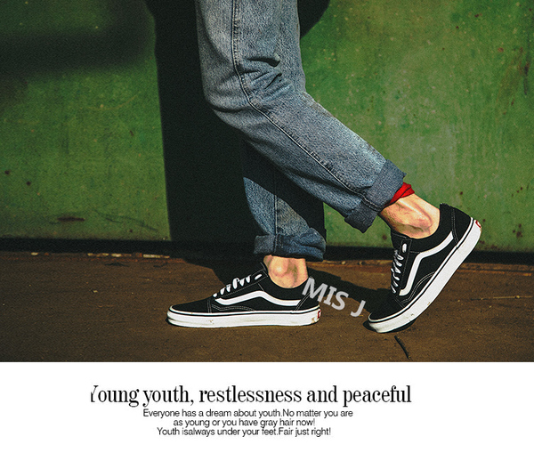 复古小白鞋穿搭高级优雅气质,复古年轻人的潮鞋搭配