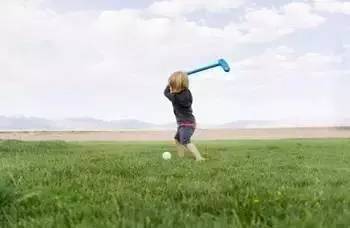 孩子散漫注意力不集中是天生的吗,一年级孩子上课注意力不集中散漫