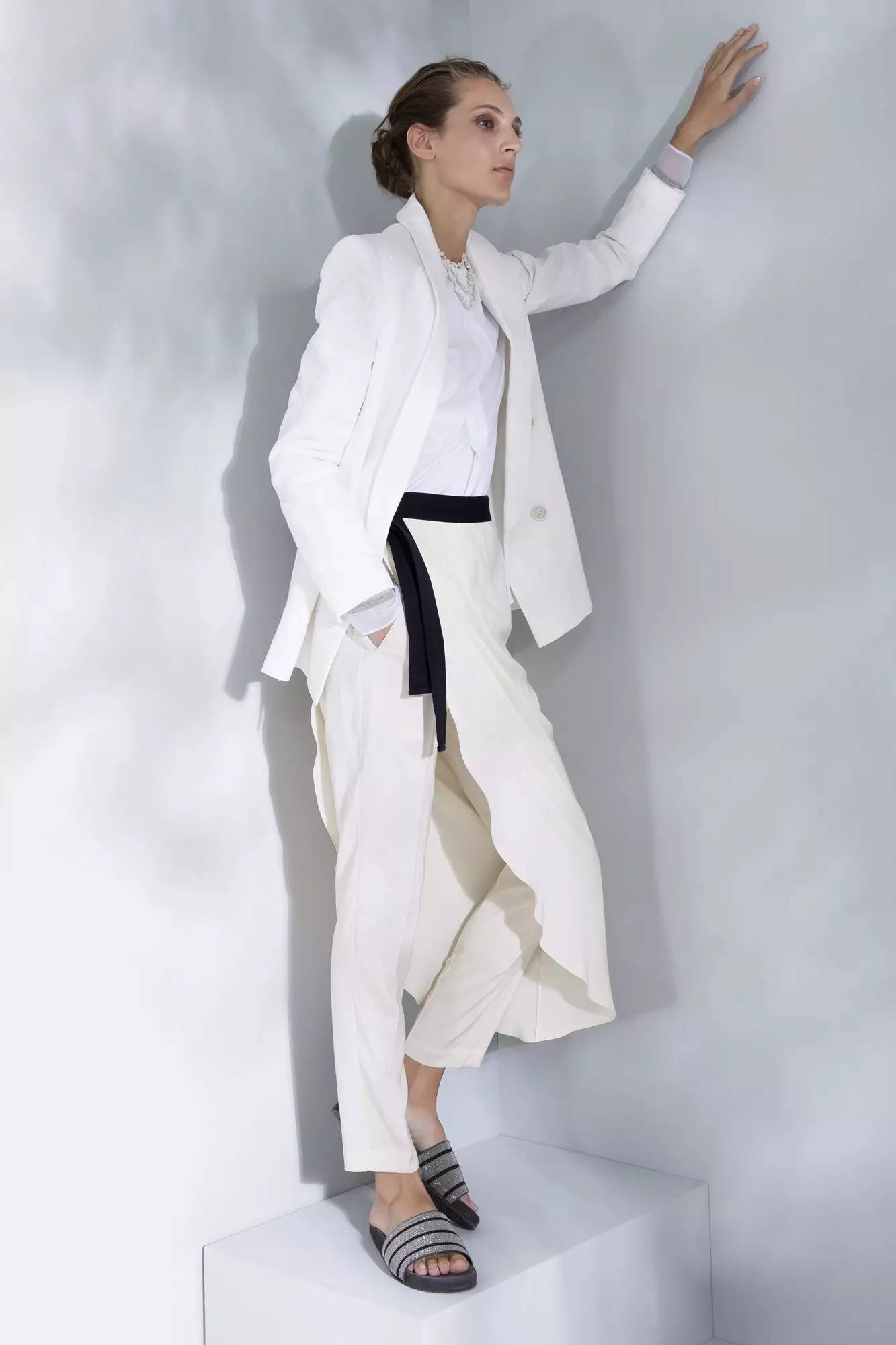 必买的大牌单品,衣橱必买的100件单品