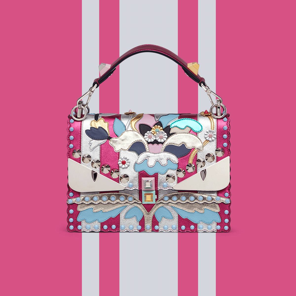 喂，警察叔叔｜这个晒包狂魔的FENDI比FENDI工厂还多