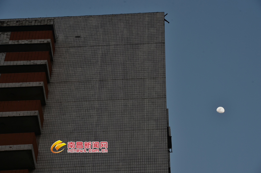 姹熻タ姝ｅ湪绛瑰鐨勪簲鏄熺骇閰掑簵,姹熻タ绗竴瀹朵簲鏄熺骇閰掑簵