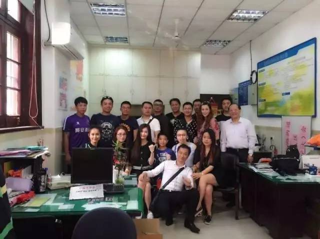 学雷锋小事迹,学雷锋送温暖活动记录