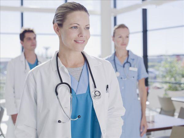 19岁女大学生失眠30晚藏入地窖自杀，被发现后接受电疗获新生